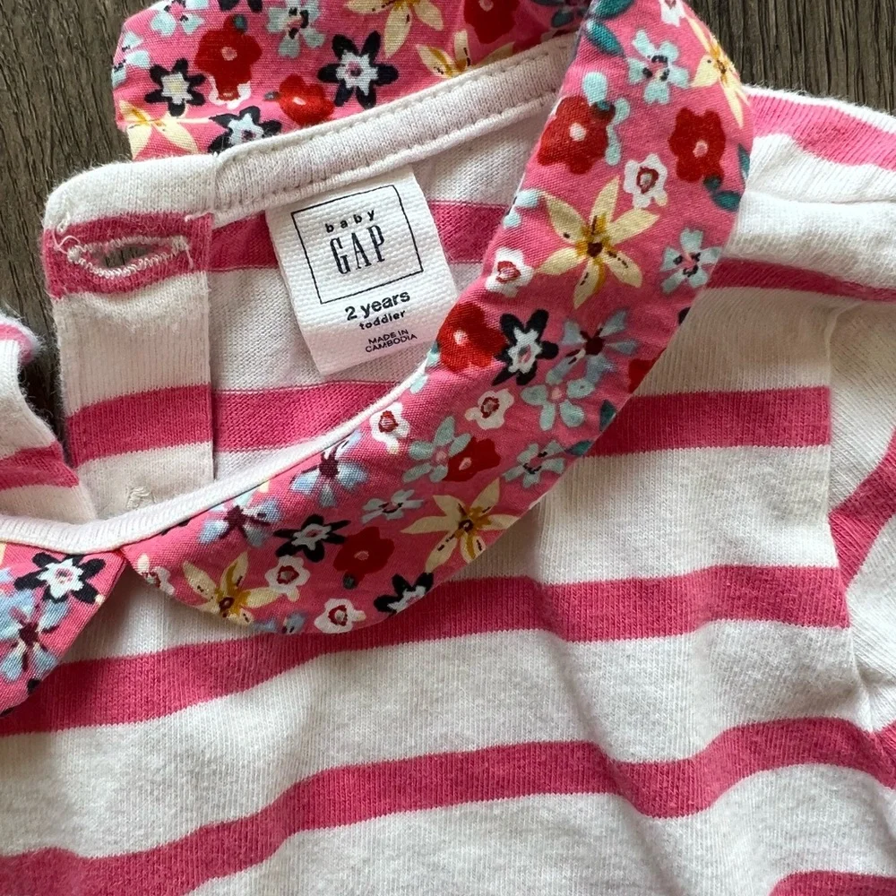Gap Long Sleeve Shirt